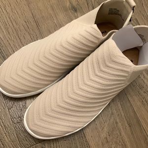 Brand new  women’s Sonoma shoes size 9